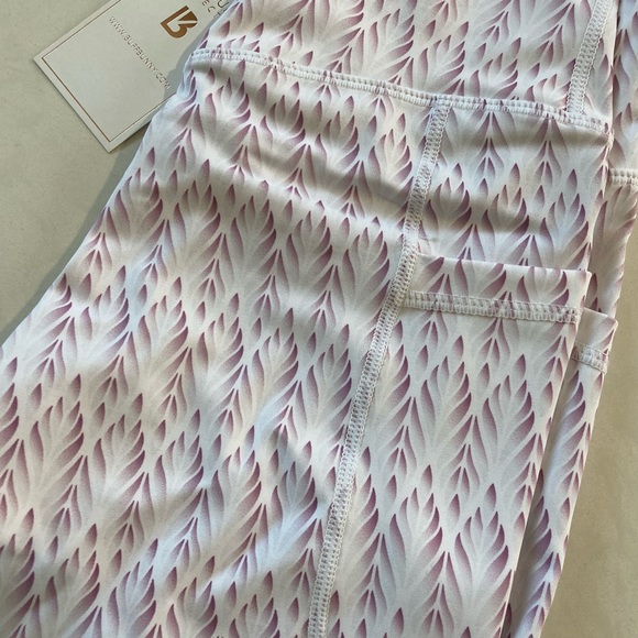 Buffbunny Onyx Limitless Leggings - Oasis Print - Picture 2 of 11